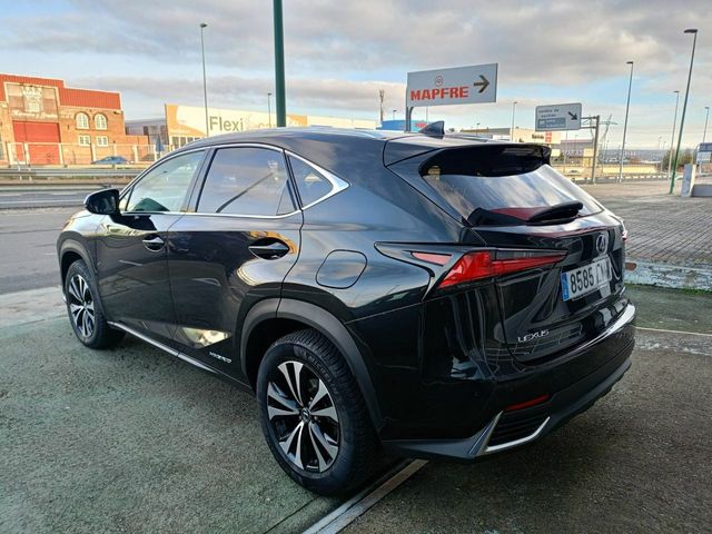 Lexus NX 300H PREMIUM 2WD