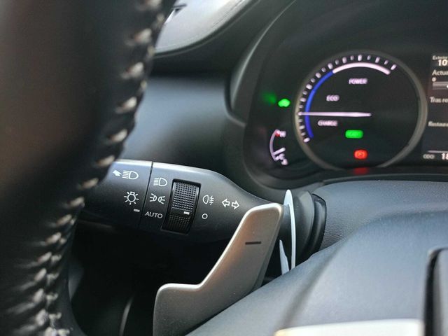 Lexus NX 300H PREMIUM 2WD