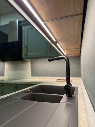 Cocina exposición con electrodomésticos