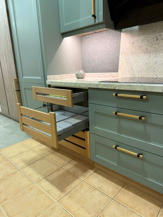 Cocina exposición con electrodomésticos