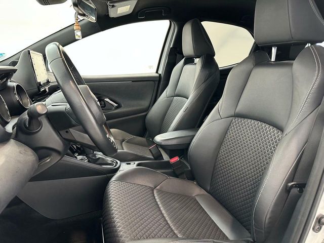 Toyota Yaris 1.5 120H Style Plus