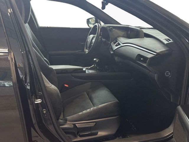 Lexus UX 250H BUSSINES 2WD