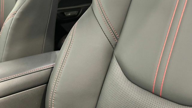 Lexus LBX  EMOTION +