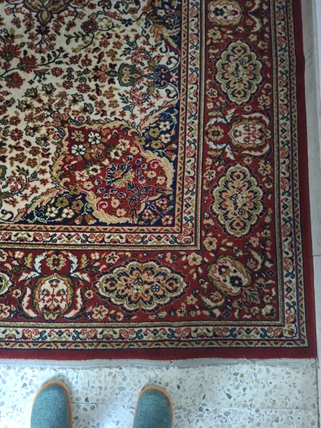 Alfombra de lana vintage beige y roja