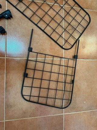 Rejilla separador coche