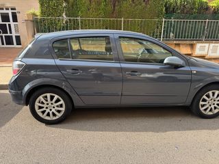 Opel Astra 2007