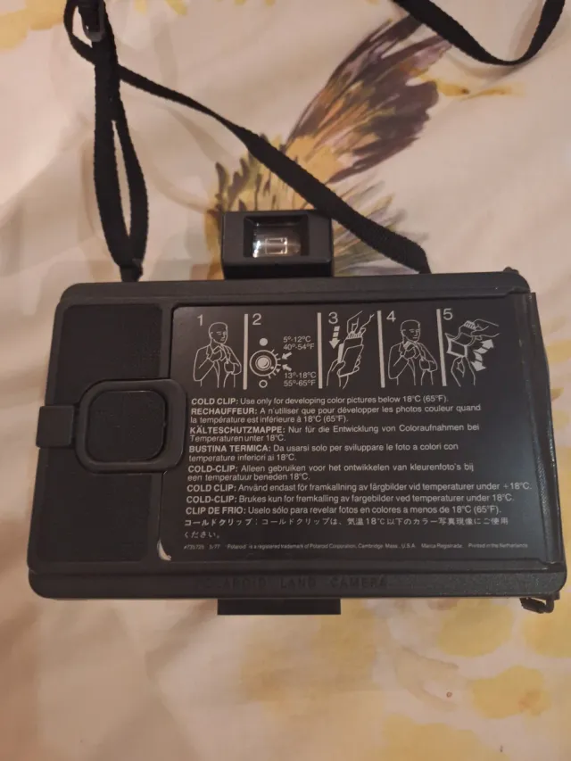 Fotocamera Polaroid EE 100 Nero