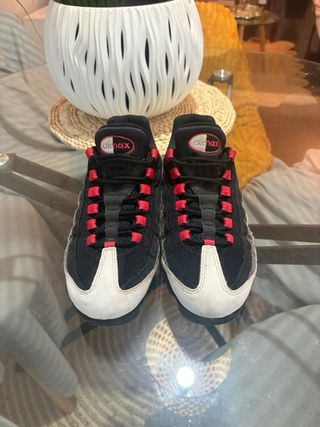 Nike Vapormax 95 Preto/Cinza/vermelho