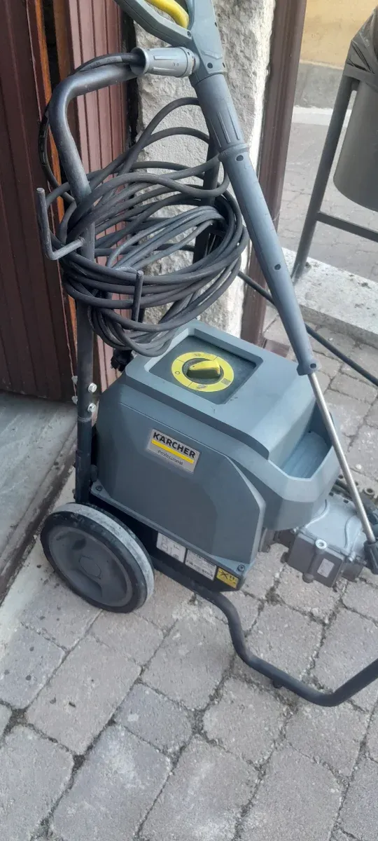 Hidrolimpiadora Karcher Professional