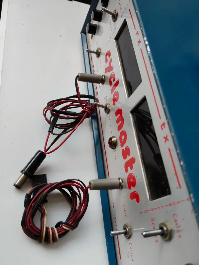 Caricabatterie Cycle Master modellismo