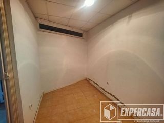 Local comercial en alquiler en Centro Ciudad en Manises