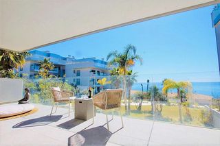 Piso en alquiler en El Faro de Calaburra - Chaparral en Mijas