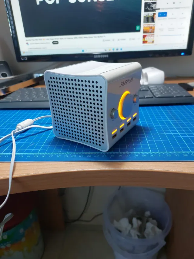 Altoparlante Cubite USB Hub