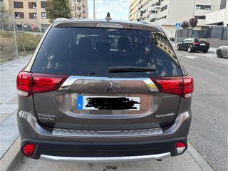 Mitsubishi Outlander 2017
