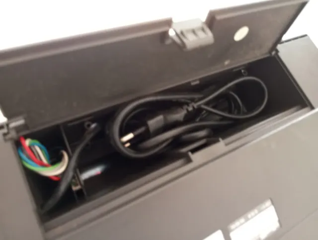 Máquina de escribir Olivetti ET personal 510