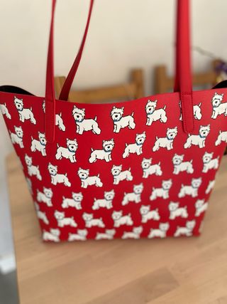 Bolso shopper rojo con estampado de perros