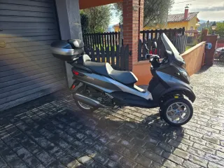 Piaggio MP3 500cc 44cv - 2000km