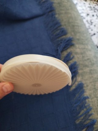 Jarra vintage Tupperware roja y beige