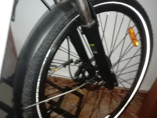 Bicicleta Eléctrica A2B Ferber Blanca