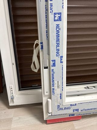 Ventana PVC Blanca Kömmerling