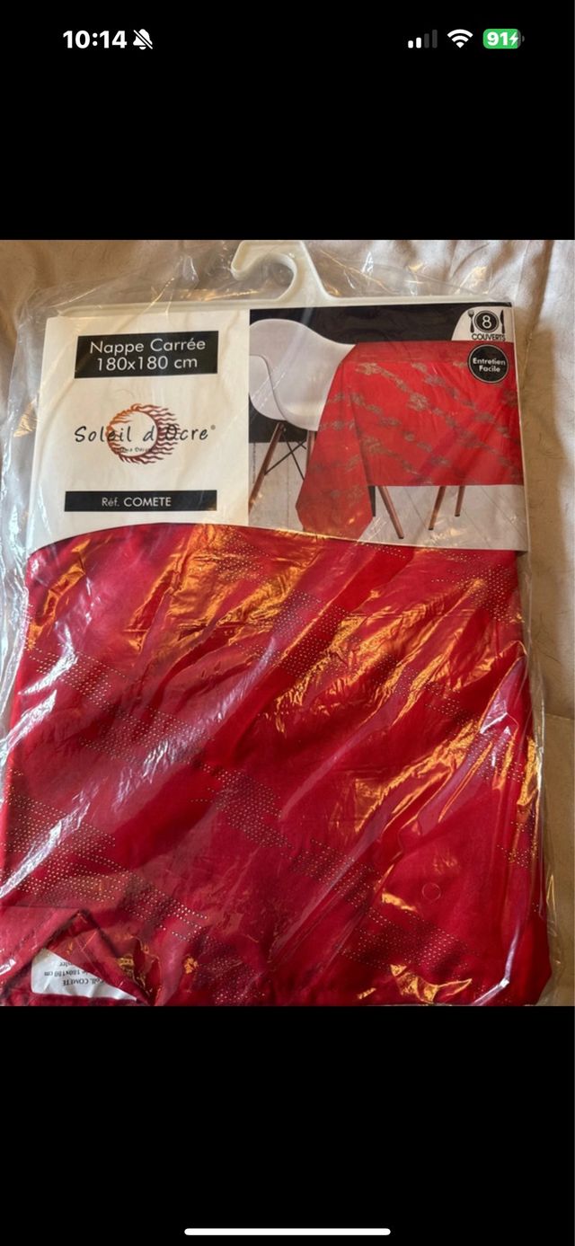 Mantel cuadrado rojo y dorado 180x180