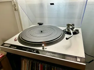 Tocadiscos Technics SL-1800MK2 Plata
