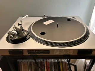 Tocadiscos Technics SL-1800MK2 Plata