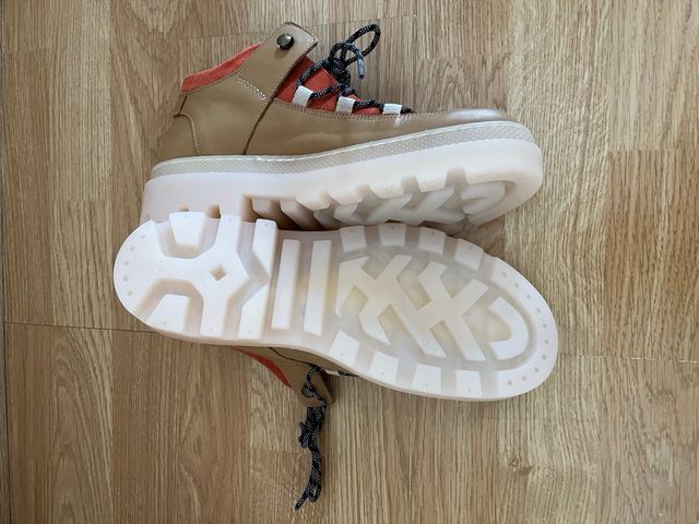 Botines Abra de Naguisa sin estrenar