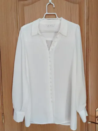 Camisa blanca de vestir