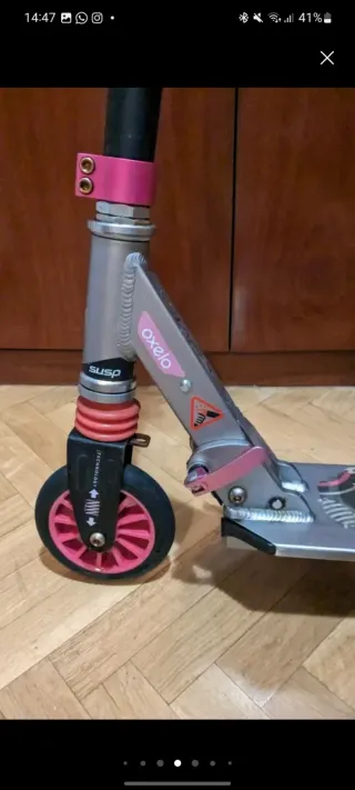 Patinete infantil rosa y gris