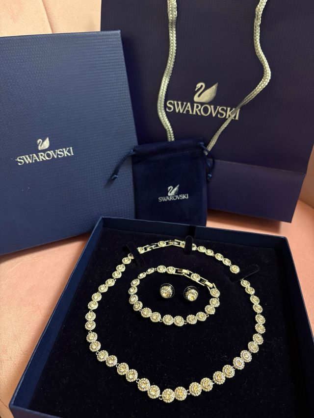 Set gioielli Swarovski collana, bracciale, orecchi