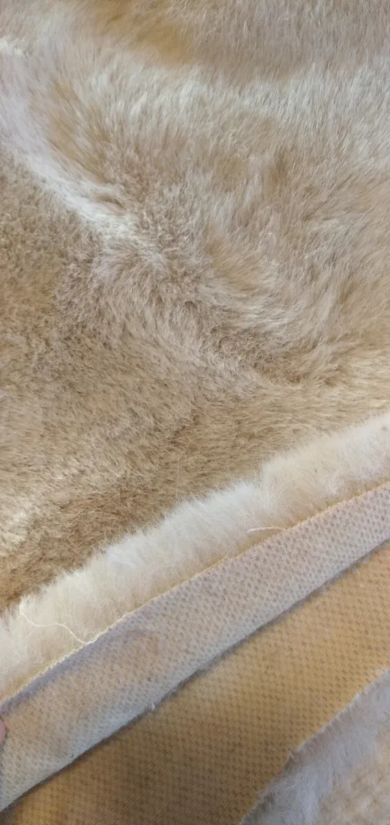 Retal de tela sintetica blanco 1m