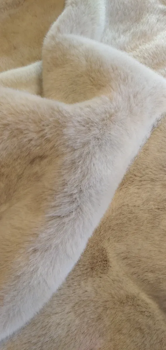 Retal de tela sintetica blanco 1m