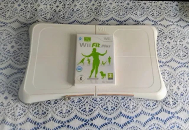 Tabla Wii Balance Board + Wii Fit Plus