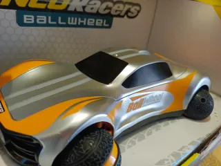 Coche RC Ninco Racers Ballwheel 2.4 Ghz