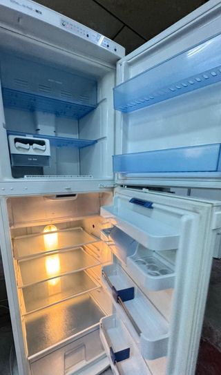 NEVERA 2 PUERTAS BOSCH NO FROST EN BLANCO