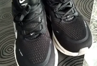 Zapatillas Nike Vomero 18