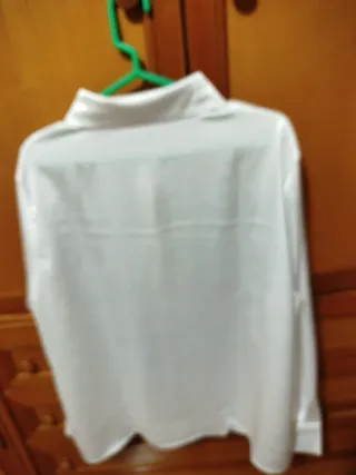 Blusa satinada Shein blanca talla XL