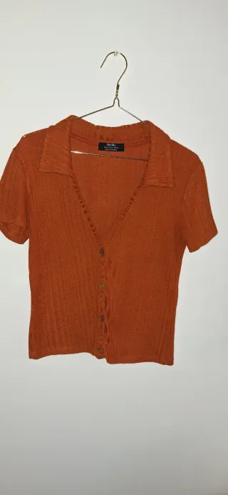 Jersey Bershka naranja talla X