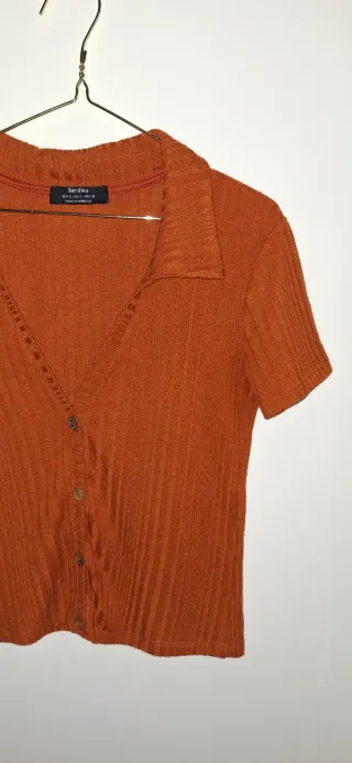 Jersey Bershka naranja talla X