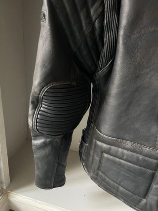 Chaqueta de cuero The Genuine Leather Negra