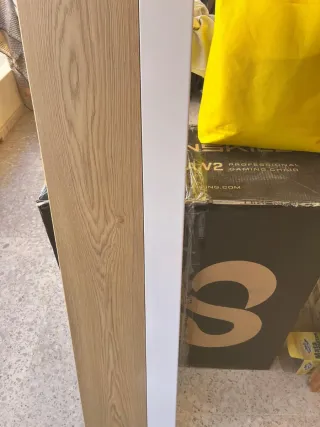 Tarima flotante + rodapie + aislante térmico