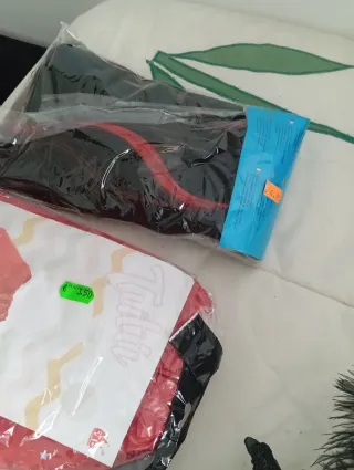 Confezione Costumi Carnevale Maschere e Accessori