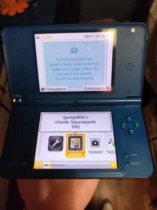 Nintendo DSi XL Blu con scatola