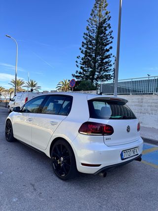 Golf Gti MK6 edicion adidas