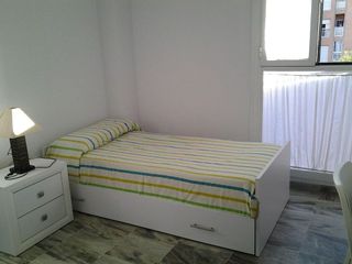 Piso en alquiler en Palacio de Congresos - Urbadiez - Entrepuentes en Sevilla