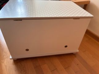 Baúl de almacenaje infantil con diseño