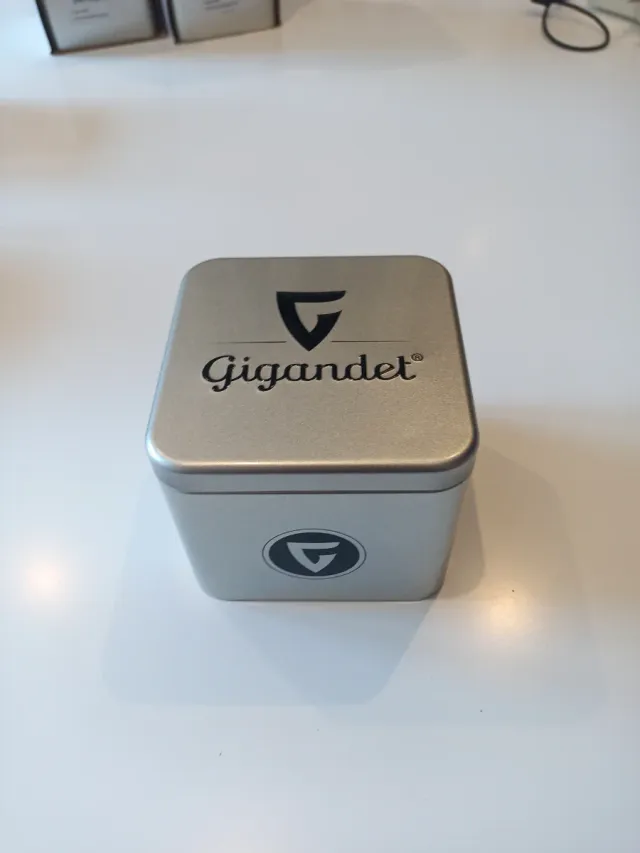 Reloj Gigandet 12VNAG32NE/004