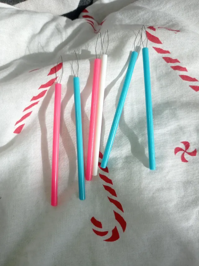 Enhebrador de agujas plástico colores surtidos