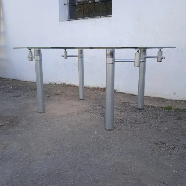 Mesa de comedor cristal y metal